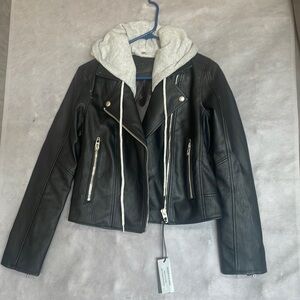 NWT BLANK-NYC The Meant To Be Black Hooded Jacket! Size XS